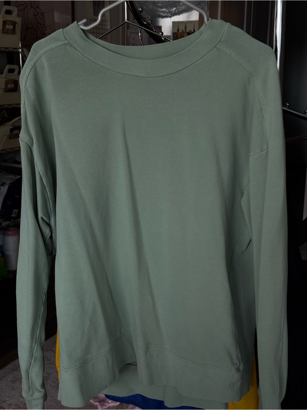 Club Monaco Men's Crewneck Sweatshirt in Sage Green